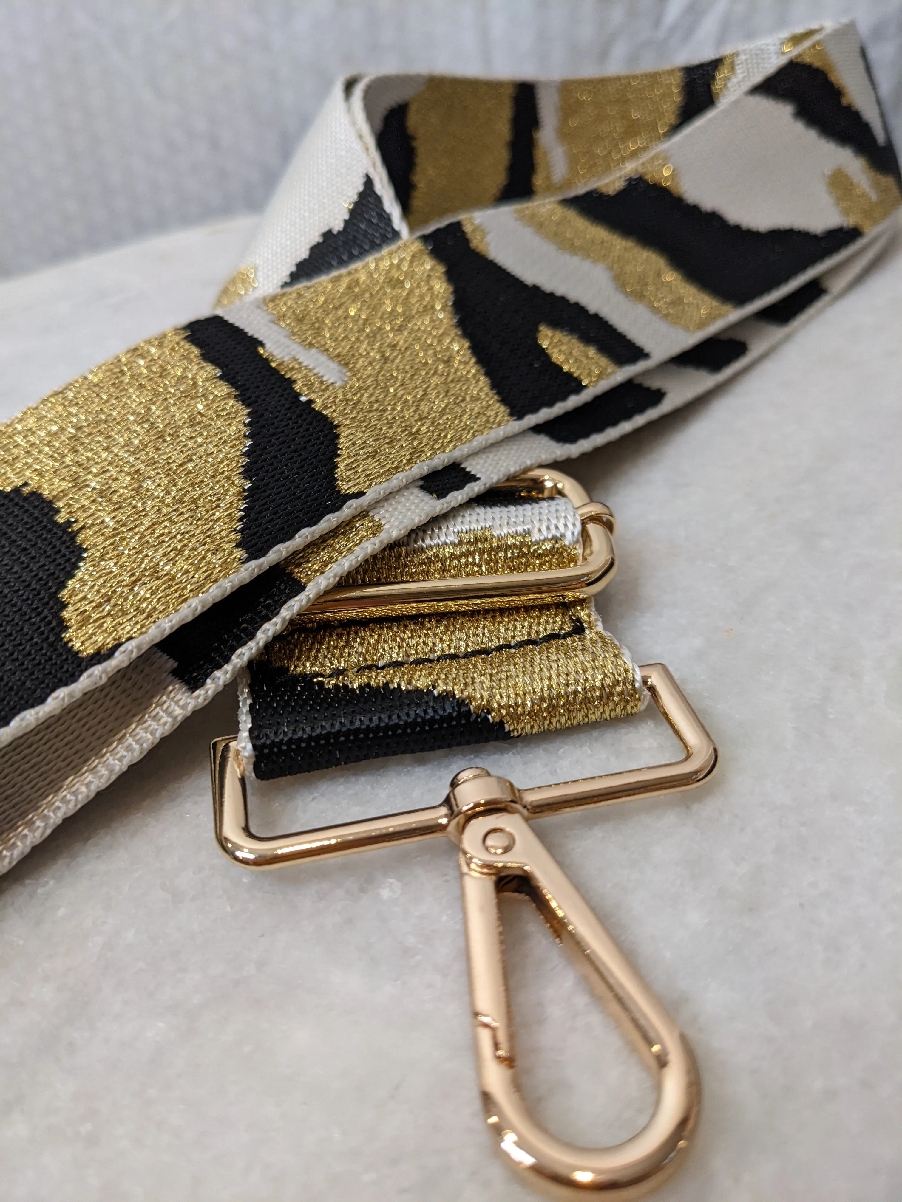 CTHRU Purses Camo White, Black and Gold Purse Strap with Gold Accents NWOT